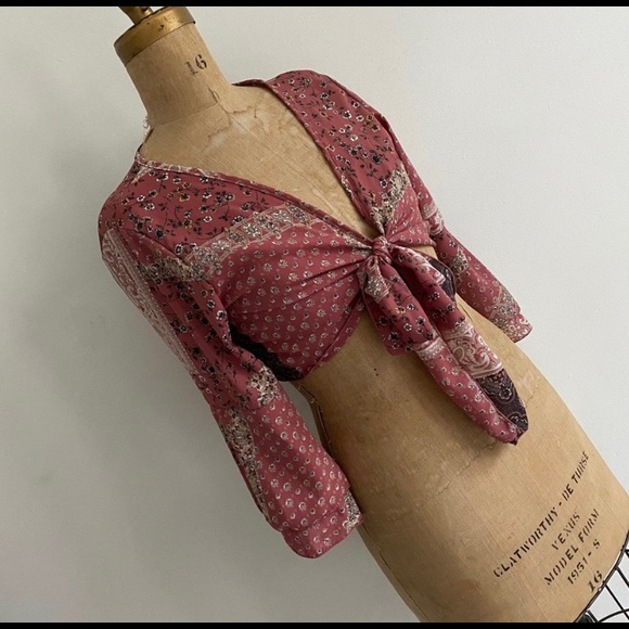 Neutral Pink Boho Top - Picture 3 of 4